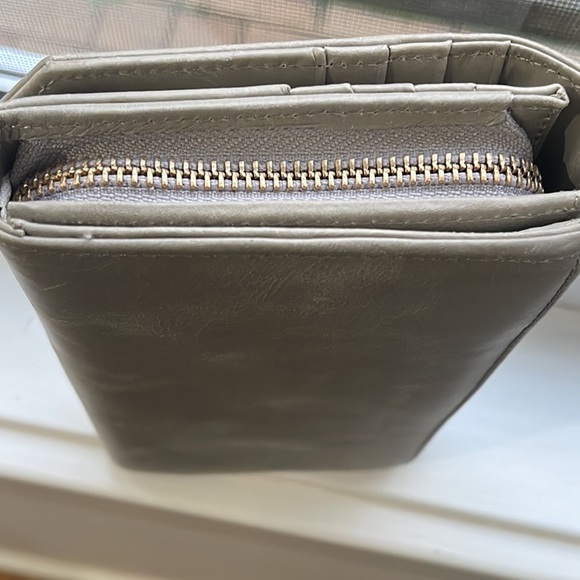 STATUS ANXIETY WALLET HAND CLUTCH - Picture 5 of 5